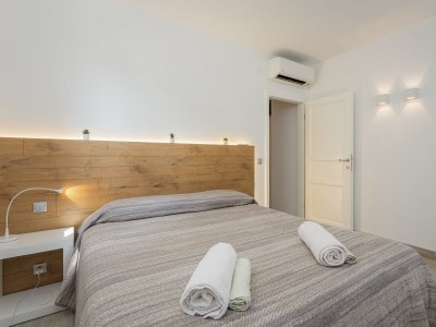 Holiday apartment Modern Luxus 20 m vom Meer - Features photo 14