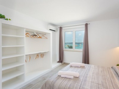 Holiday apartment Modern Luxus 20 m vom Meer - Features photo 19