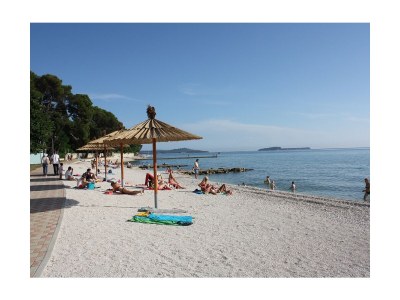 Holiday apartment Modern Luxus 20 m vom Meer - Environment photo 26