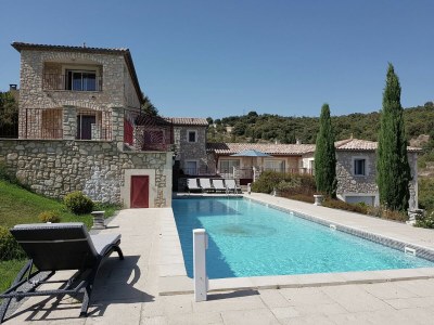 Villa Cosy holiday home with views and private pool in Gard - Villa