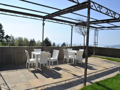 Apartment Air-conditioned with a pool, spa and fitness centre - Outdoor photo 31