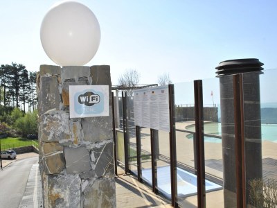 Apartment Air-conditioned with a pool, spa and fitness centre - Outdoor photo 39