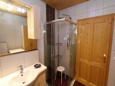 Apartment Apartment in Treffen near Gerlitzen Ski Slopes - Features photo 17