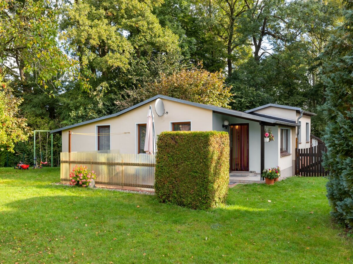 Bungalow Schönes Ferienhaus in Biendorf mit Garten