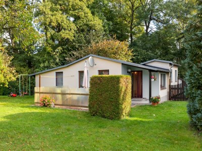 Bungalow Schönes Ferienhaus in Biendorf mit Garten in Mecklenburg Coast - Bungalow