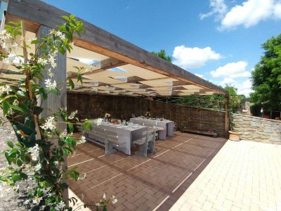 Holiday house Elegant holiday home with private pool (up to 25 people) - Outdoor photo 4