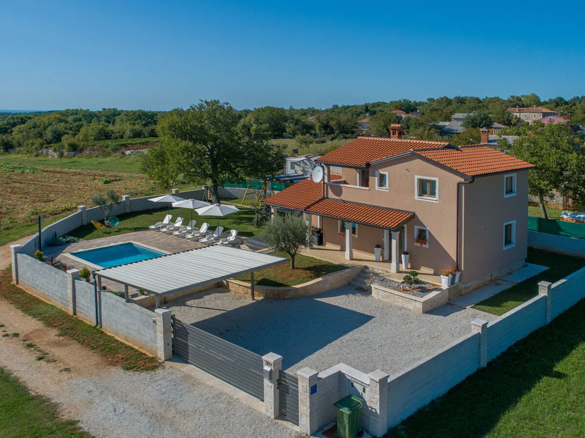 Villa - No title - - Outdoor photo 3