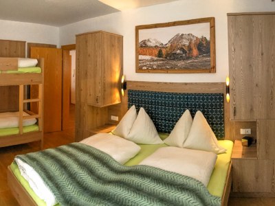 Farmhouse Unterrain - Features photo 13