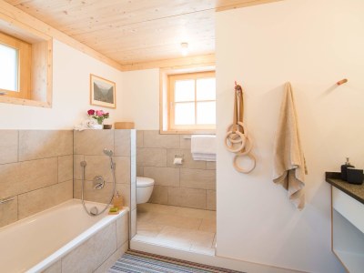 Holiday apartment - No title - - Features photo 15