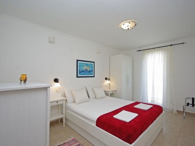 Holiday apartment Stone House Dalmatia Apt.3 - Features photo 8