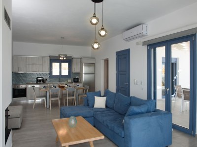 Villa Siriatis - Features photo 11