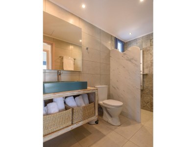 Villa Siriatis - Features photo 18