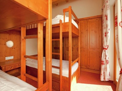 Chalet Chalet in Saalbach near Ski Lift - Features photo 26