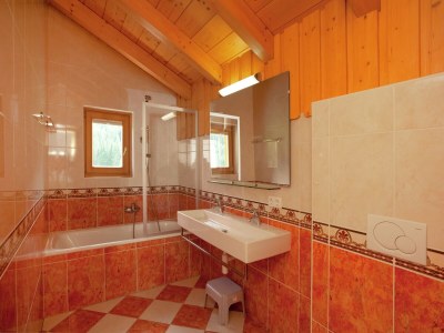 Chalet Chalet in Saalbach nahe Skilift - Features photo 21