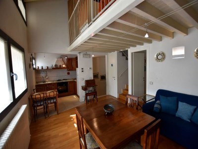 Apartment Apartment in Lovere with Lake Views - Features photo 7