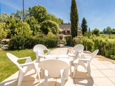 Holiday house Ferienhaus in Altillac mit privatem Pool - Outdoor photo 10