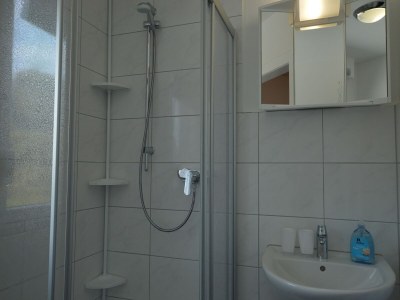 Apartment Central Rees Stay for Four - Features photo 13