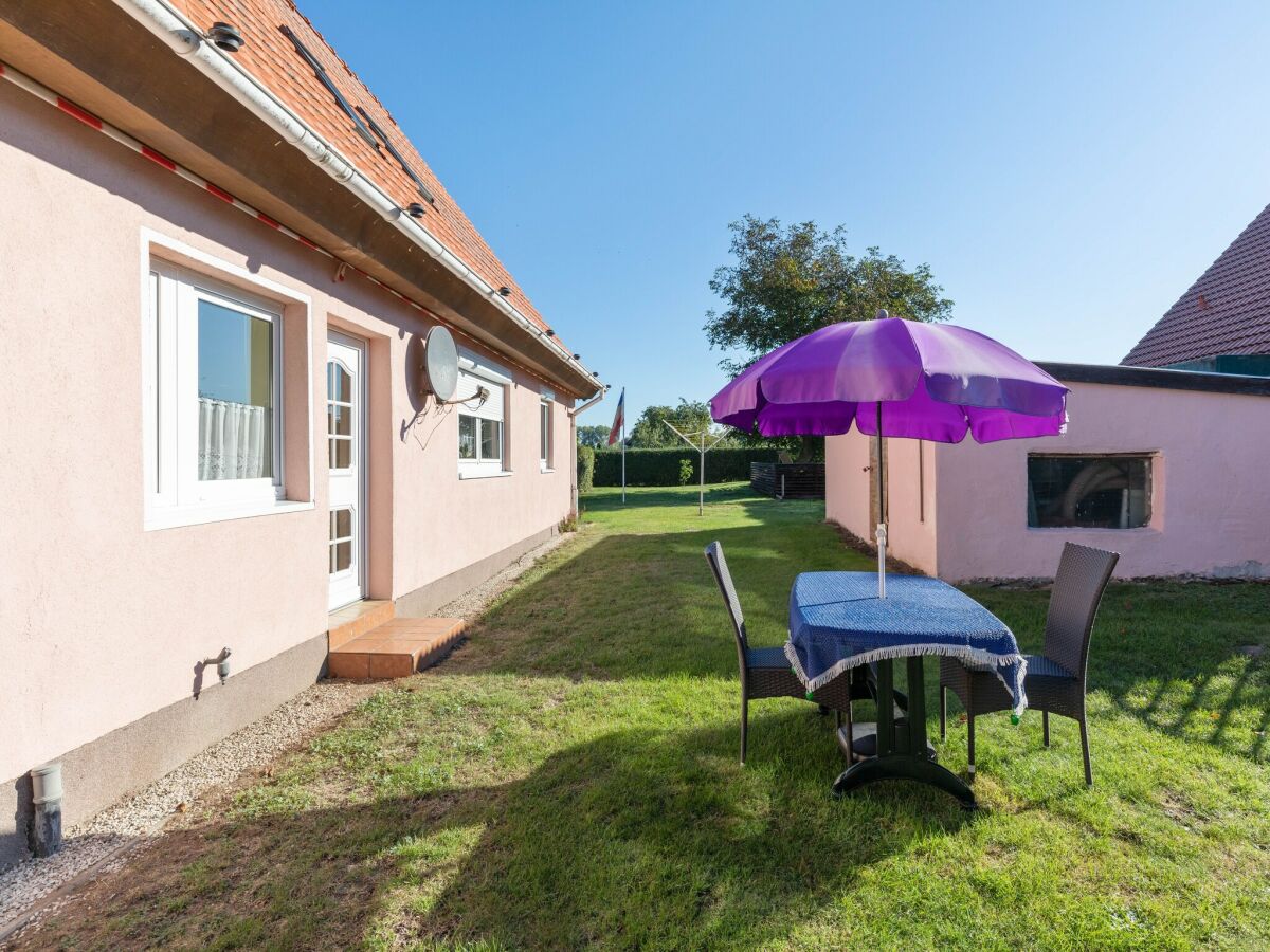 Apartment Wohnung in Teßmannsdorf mit Garten - Outdoor photo 4