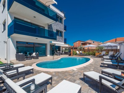 Holiday apartment Maloča in Vir - Holiday apartment