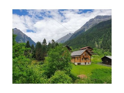 Holiday house Glacier Chalet by the Pond - Outdoor photo 5