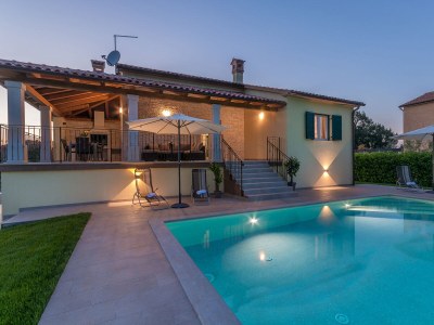 Villa Kiara in Barat - Villa