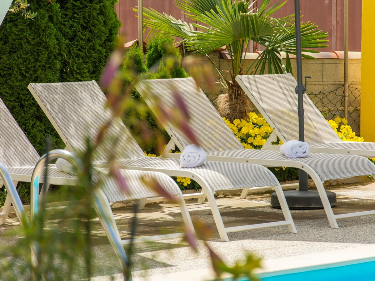 Apartment Laura - Apartment A with Terrace and Pool View - Outdoor photo 2