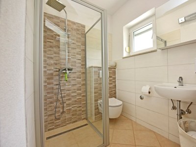 Apartment Laura - Apartment A with Terrace and Pool View - Features photo 23