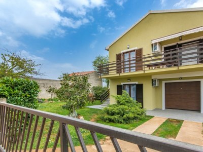 Apartment Apartments Katja -  Apartment Monika I with Terrace - Outdoor photo 5