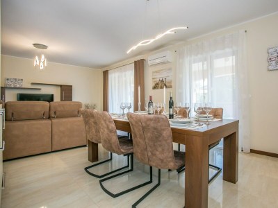 Apartment Stanko - Nicely furnished Apartment No.1 with Balcony - Features photo 13