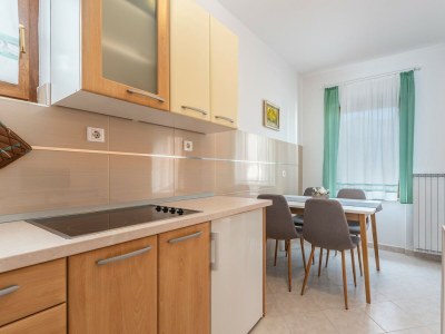 Apartment APP Silvana - Two-Bedroom Apartment Antonela I - Features photo 10