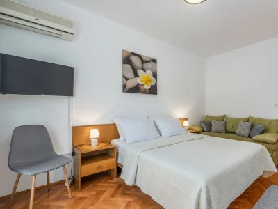 Apartment APP Silvana - Two-Bedroom Apartment Antonela I - Features photo 16