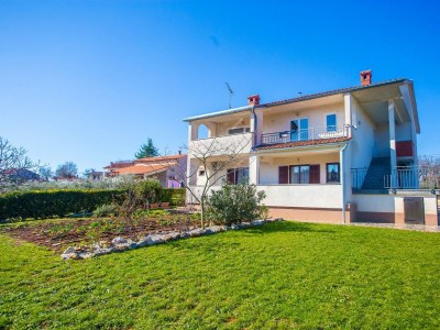 Apartment - Beakovic Apartment with Garden in Vizinada - Apartment