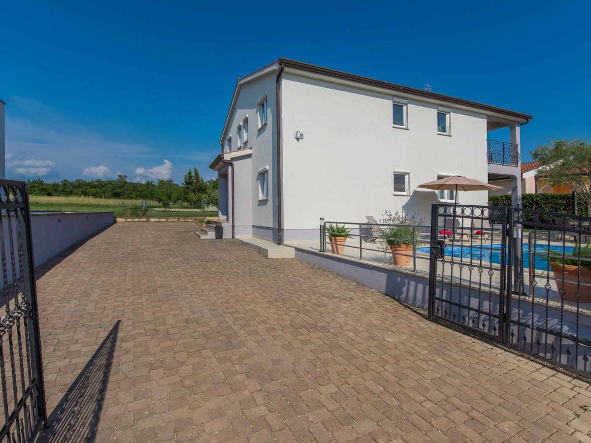 Holiday apartment Ivona in Silver House - Outdoor photo 5