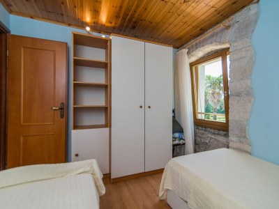 Apartment - Apartment Nilda Valdi with Beautiful Terrace - Features photo 9