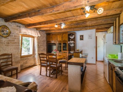 Apartment - Apartment Nilda Valdi with Beautiful Terrace - Features photo 11