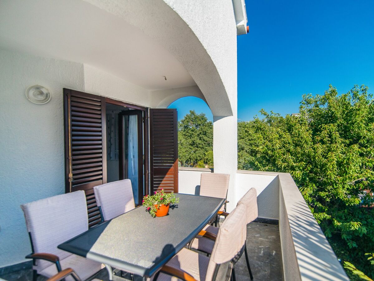 Apartment Apartment Complex Dino - Three-Bedroom Apartment Dino II with Balcony - Outdoor photo 4