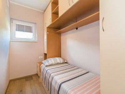 Apartment - Apartment Lili with covered Balcony near the Beach - Features photo 11