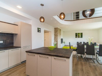 Apartment Milohanic Luxury - Three-Bedroom IV with Balcony - Features photo 7