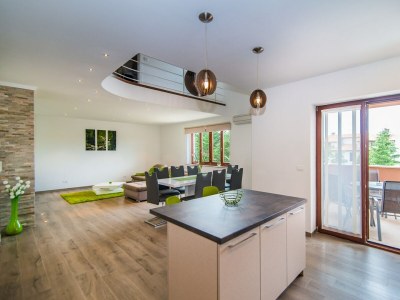 Apartment Milohanic Luxury - Three-Bedroom IV with Balcony - Features photo 8