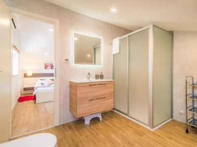 Apartment Milohanic Luxury - Three-Bedroom IV with Balcony - Features photo 18