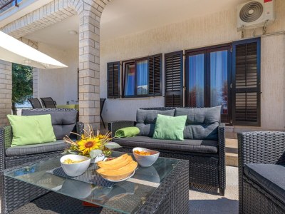 Apartment - Apartment Terlevic with Terrace - Outdoor photo 2