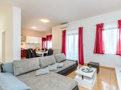 Apartment - Apartment Terlevic with Terrace - Features photo 7