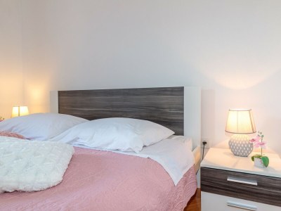 Apartment - Apartment Terlevic with Terrace - Features photo 14