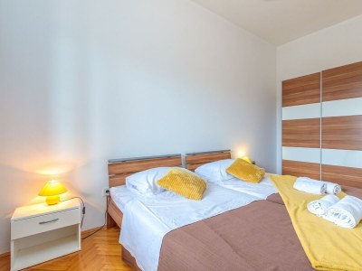 Apartment - Apartment Terlevic with Terrace - Features photo 20