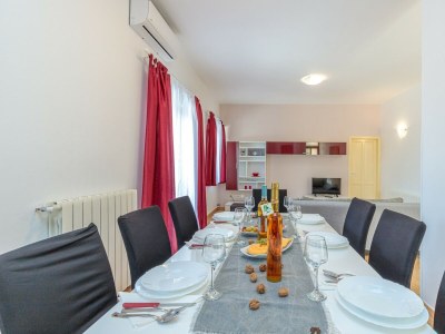 Apartment - Apartment Terlevic with Terrace - Features photo 32