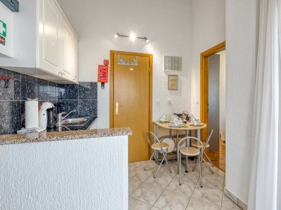 Apartment Apartments Covic - Apartment White with Balcony A2 - Features photo 13