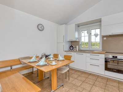 Apartment Apartments Covic - Two-Bedroom Apartment Red A3 - Features photo 9