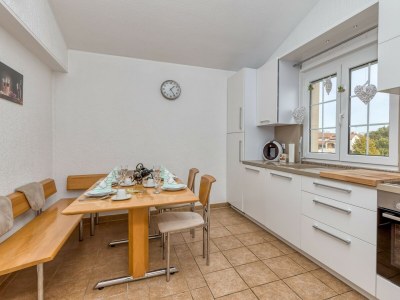 Apartment Apartments Covic - Two-Bedroom Apartment Red A3 - Features photo 13