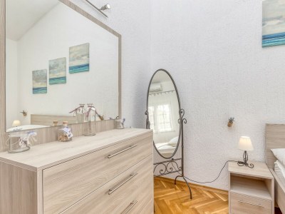 Apartment Apartments Covic - Two-Bedroom Apartment Red A3 - Features photo 17