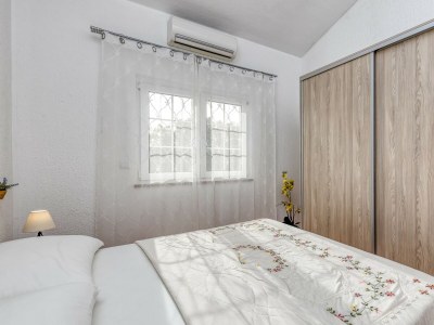 Apartment Apartments Covic - Two-Bedroom Apartment Red A3 - Features photo 18